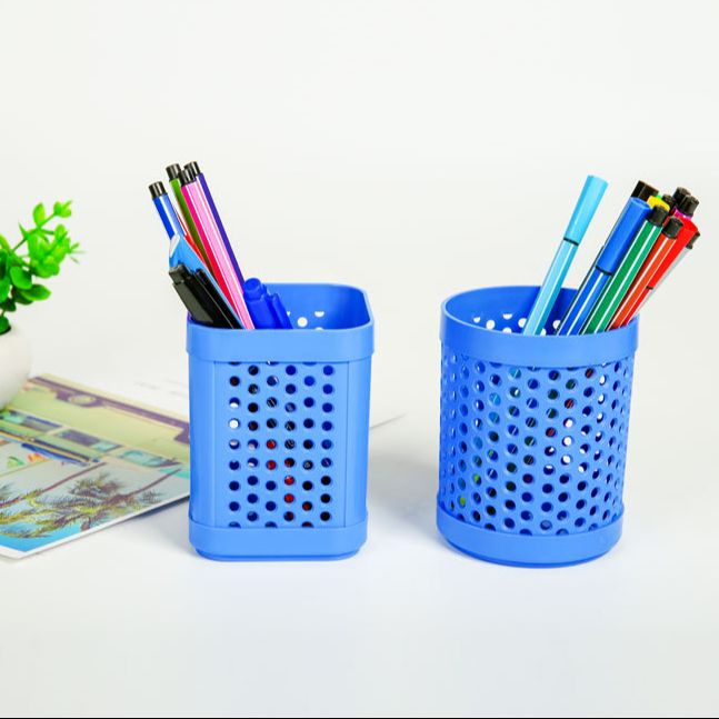 Plastic thickened pen stand round and square office pen holder Random Color (DGG)