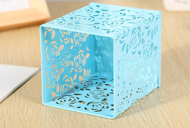 Metal Pen Stand / Pencil Stand Round or Square Random color (DGG)